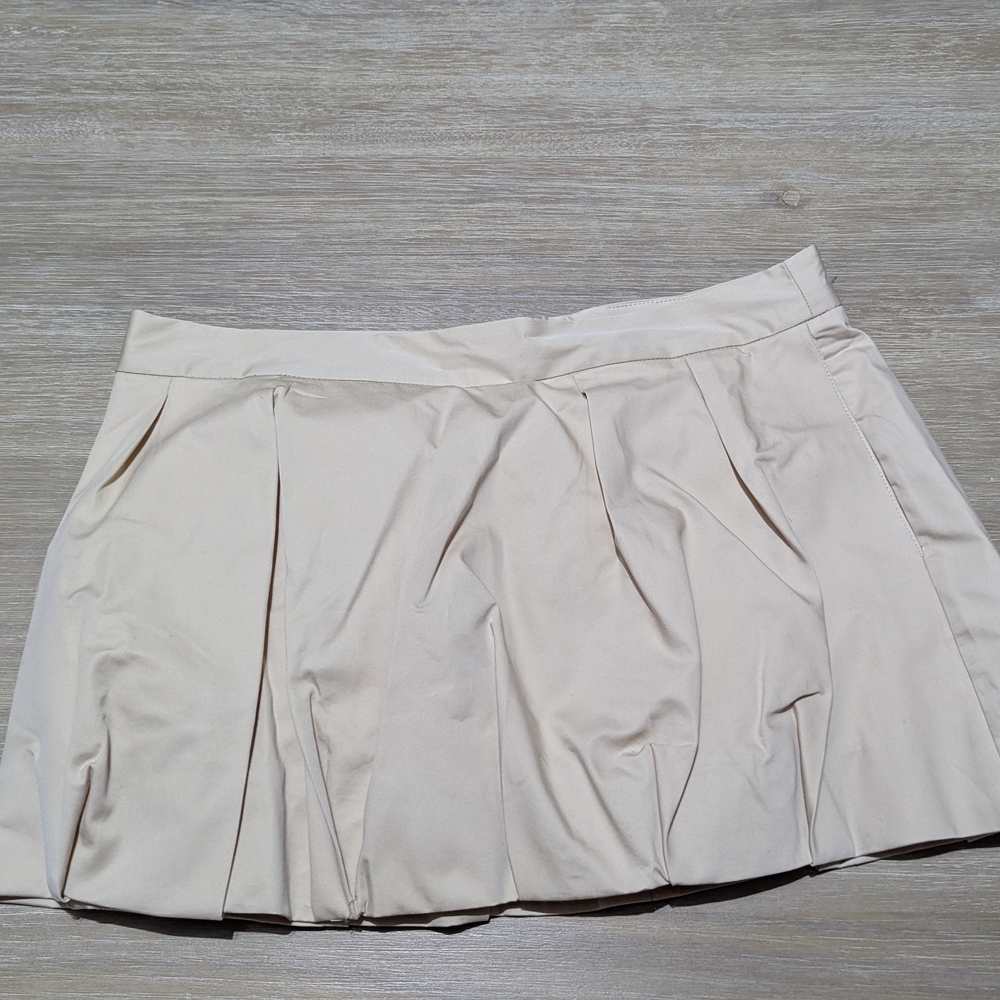 Zara Beige Pleated Mini Skirt - Picture 2 of 5